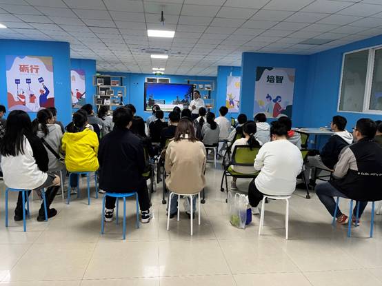 2025浙江嘉兴市属事业单位招聘工作人员公告